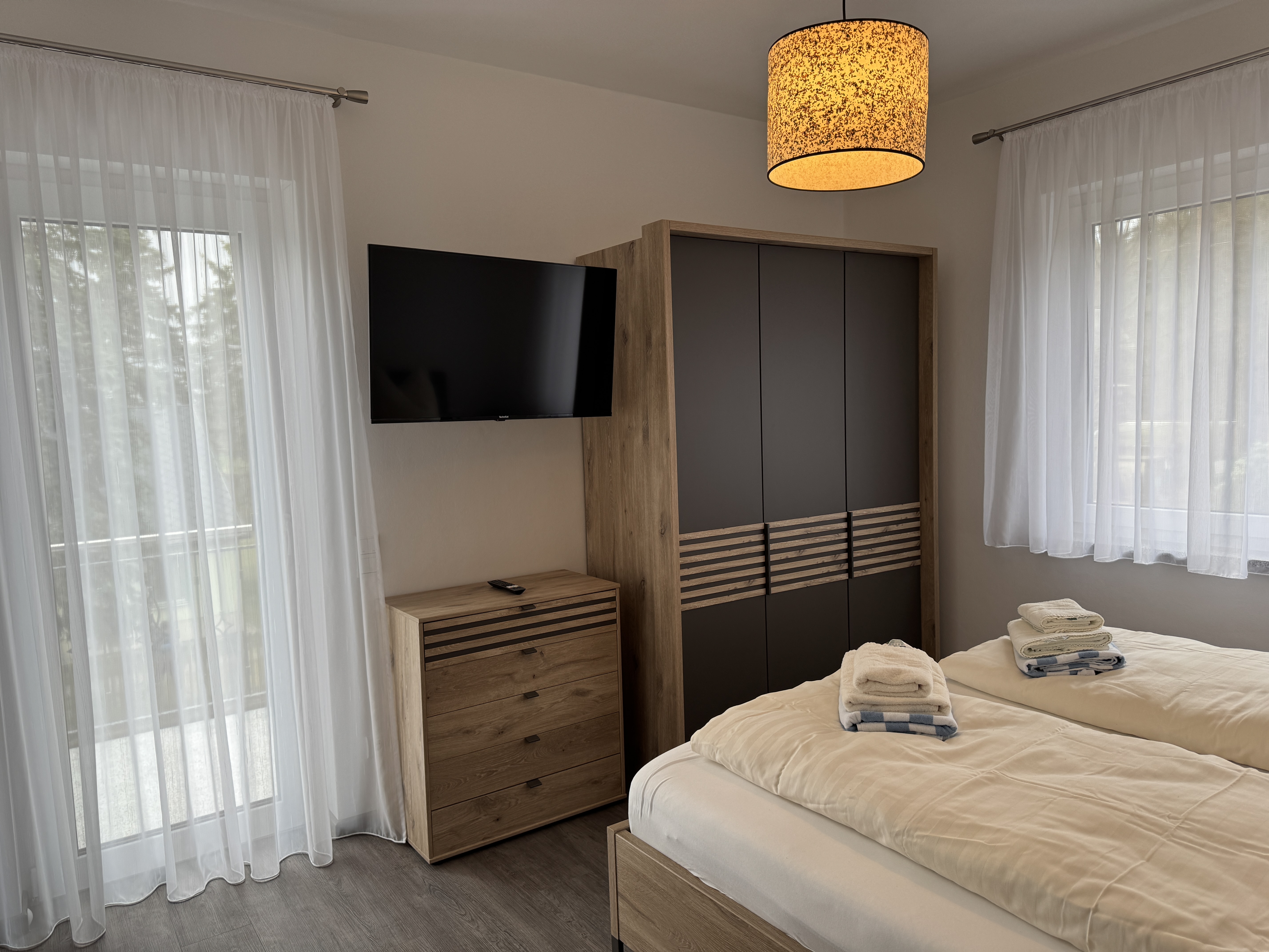 images/ferienhaus_lilienlstein/IMG_0479.JPG#joomlaImage://local-images/ferienhaus_lilienlstein/IMG_0479.JPG?width=5712&height=4284