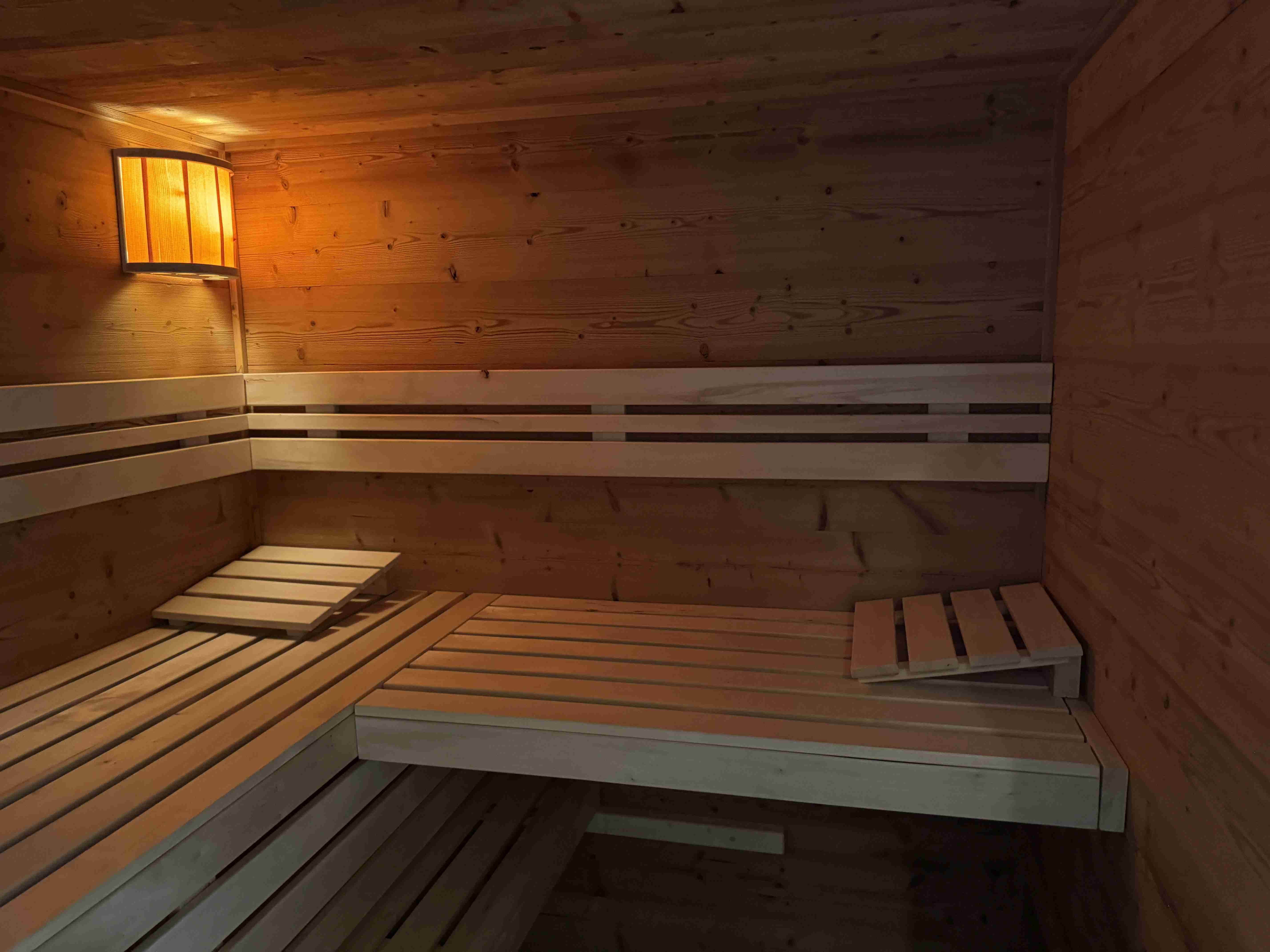 images/ferienhaus_lilienstein/hohe_liebe/sauna02.JPG#joomlaImage://local-images/ferienhaus_lilienstein/hohe_liebe/sauna02.JPG?width=5712&height=4284