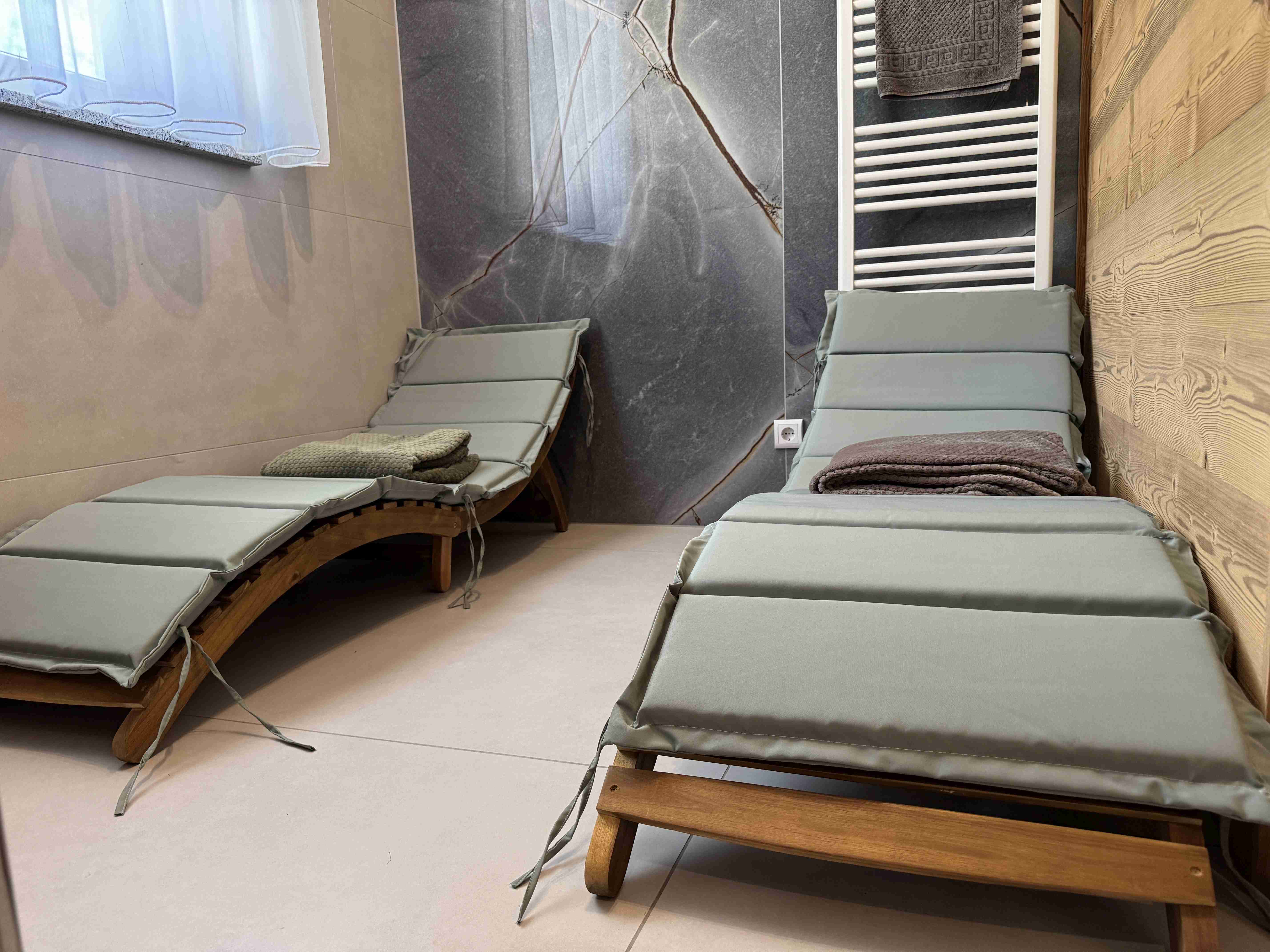 images/ferienhaus_lilienstein/wilde_hoelle/sauna02.JPG#joomlaImage://local-images/ferienhaus_lilienstein/wilde_hoelle/sauna02.JPG?width=5712&height=4284