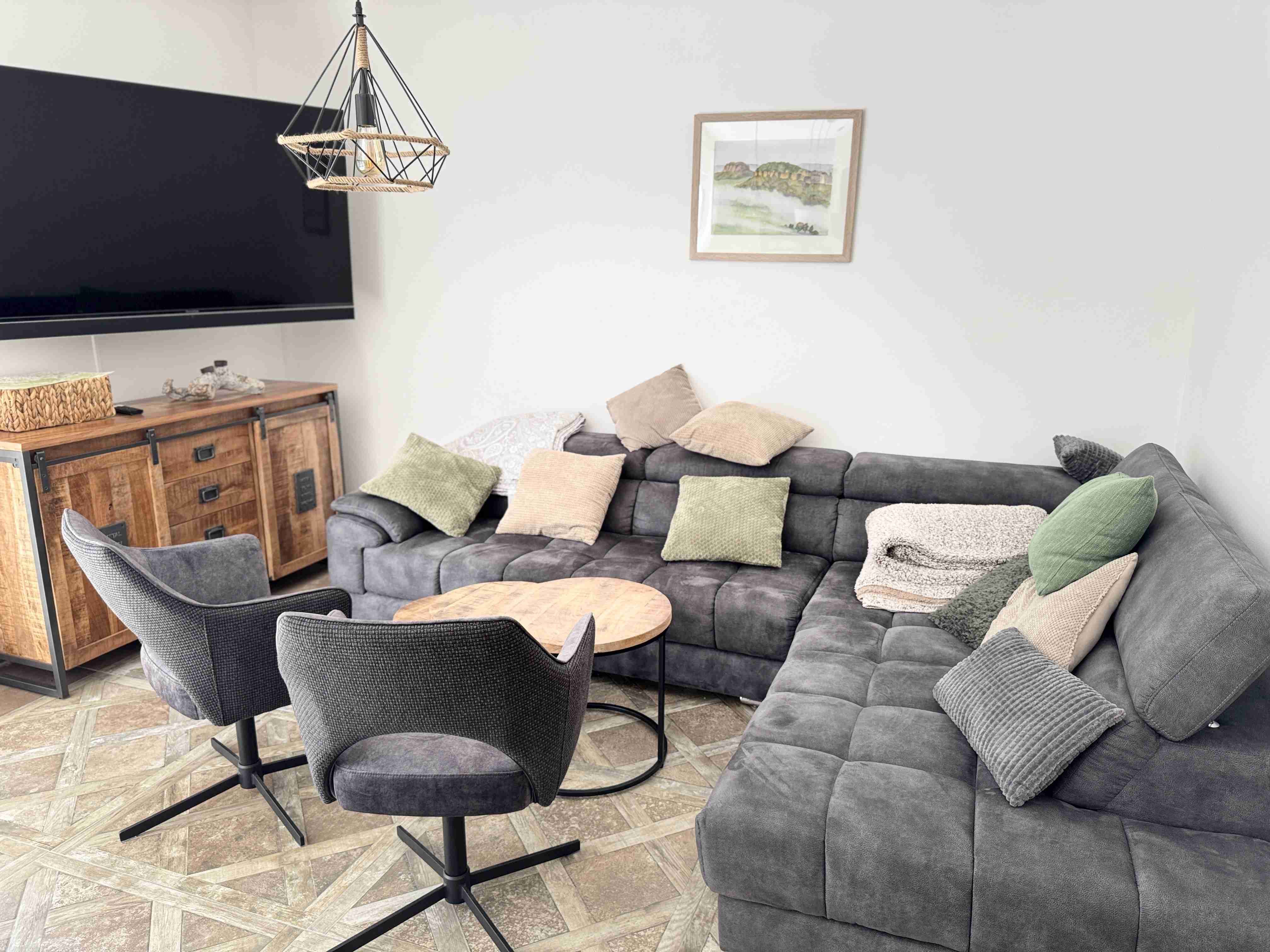images/ferienhaus_lilienstein/wilde_hoelle/wohnzimmer01.JPG#joomlaImage://local-images/ferienhaus_lilienstein/wilde_hoelle/wohnzimmer01.JPG?width=4032&height=3024